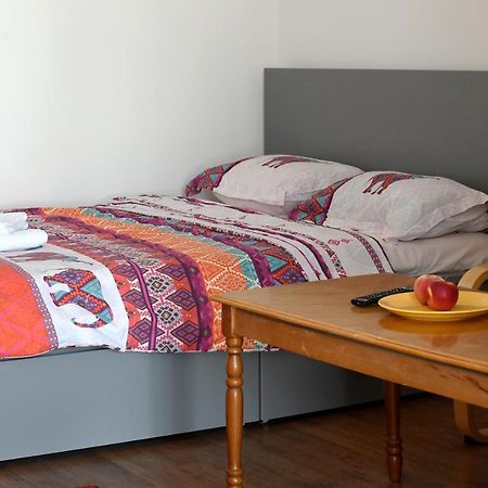 Lovely 1 Bedroom Near Arena Nationala With Ac And Free Street Parking Bucarest Exterior foto