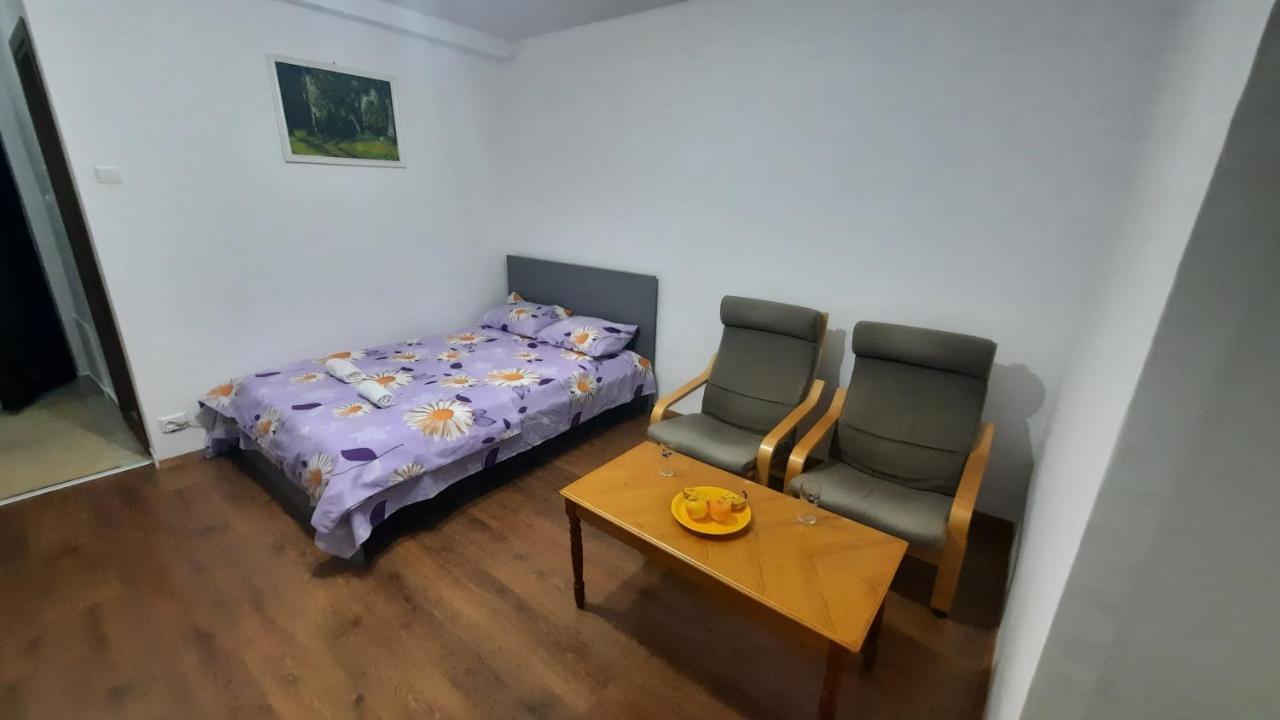 Lovely 1 Bedroom Near Arena Nationala With Ac And Free Street Parking Bucarest Exterior foto